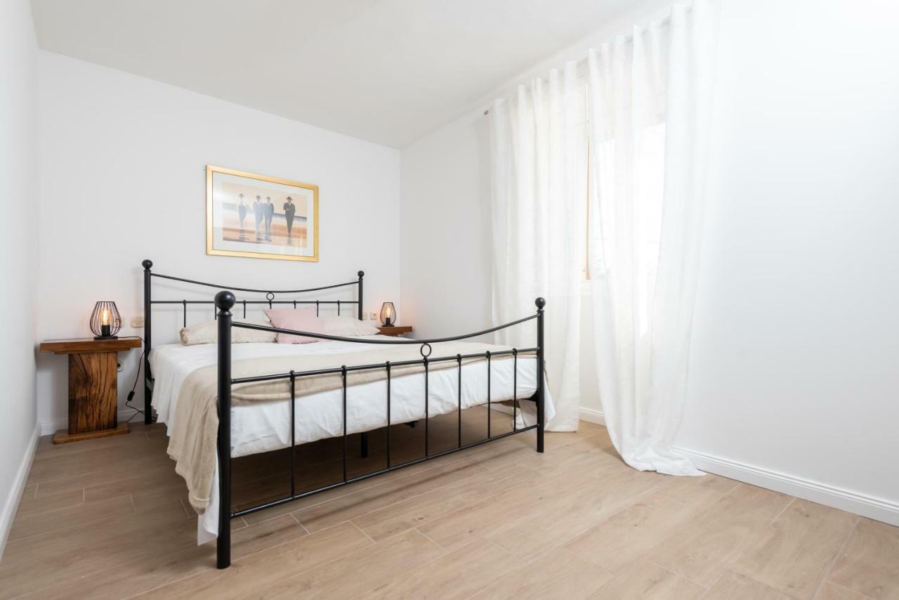 Villa Santa Eufemia Sutomiscica 외부 사진